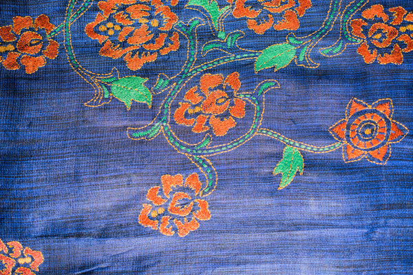 Roses on purple silk - hand-woven hand-embroidered scarf